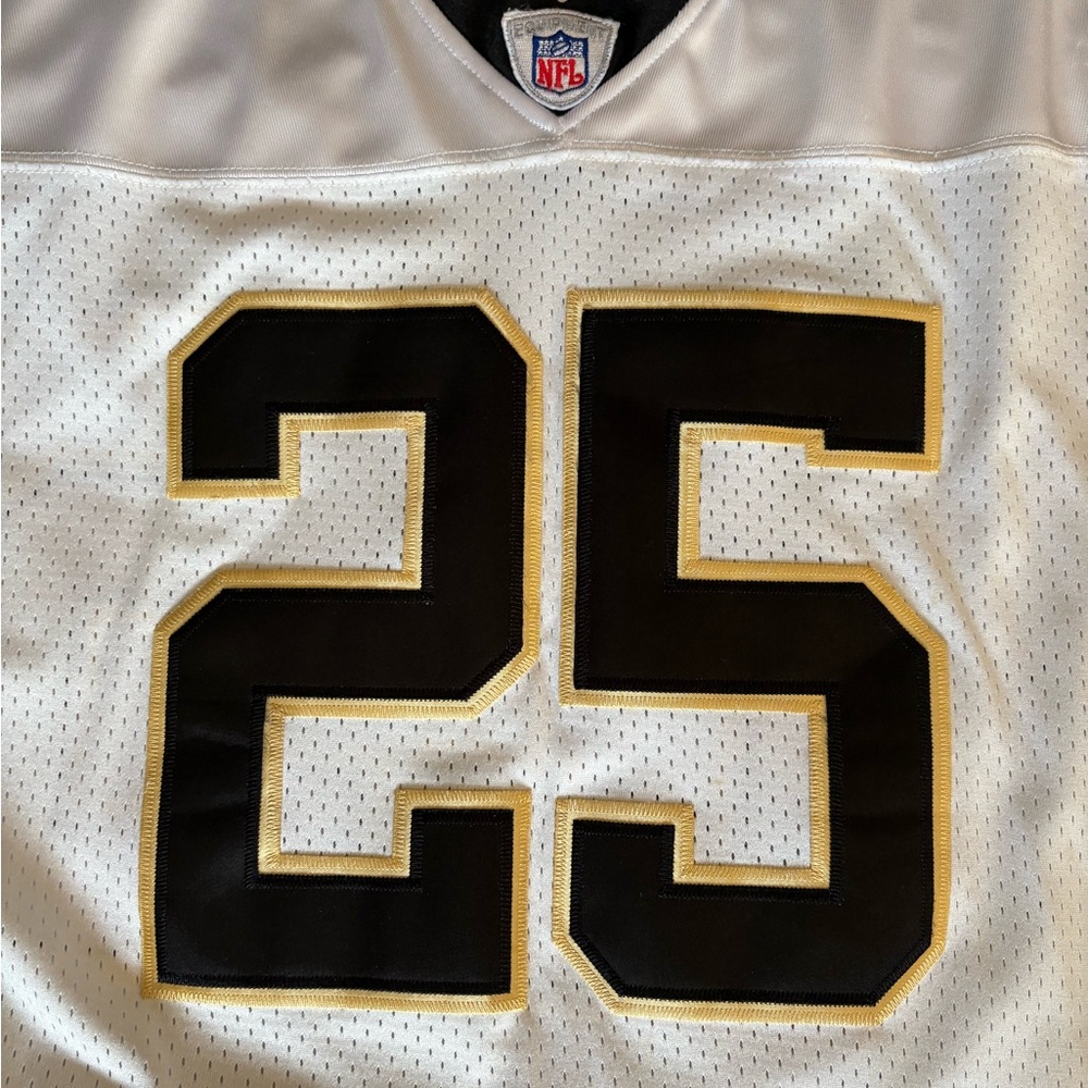 New Orleans Saints Reggie Bush Jersey #25 - Picture 2 of 7